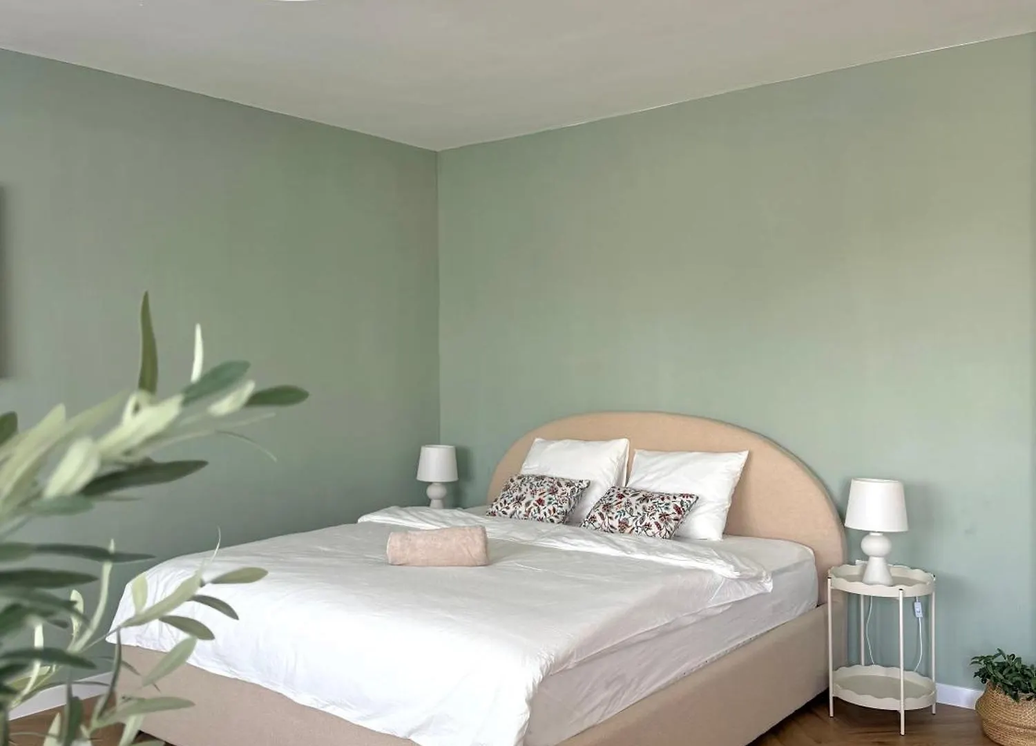 Oliva Apartman Se Snidani Ostrava Czech Republic