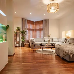  Apartment Sting Boutique