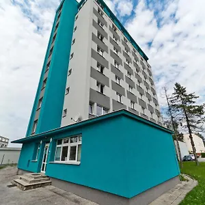  Hotel Hotelak Martinov